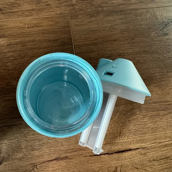 MIFFY-Imported (NWT) Mini Light Blue Humidifier - Picture 13 of 15